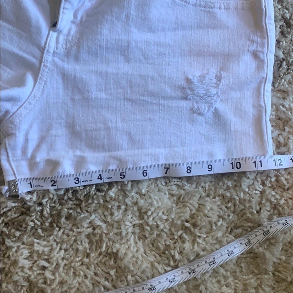VANS Shorts - Picture 6 of 7
